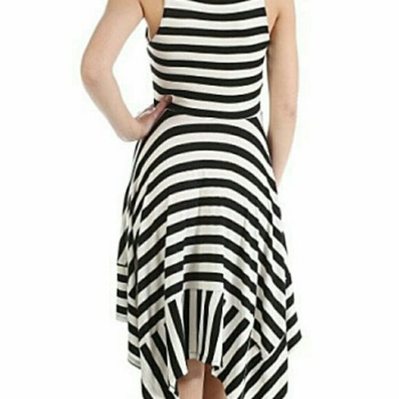 Asymmetrical Monteau Black & White Striped Dress - Picture 7 of 7